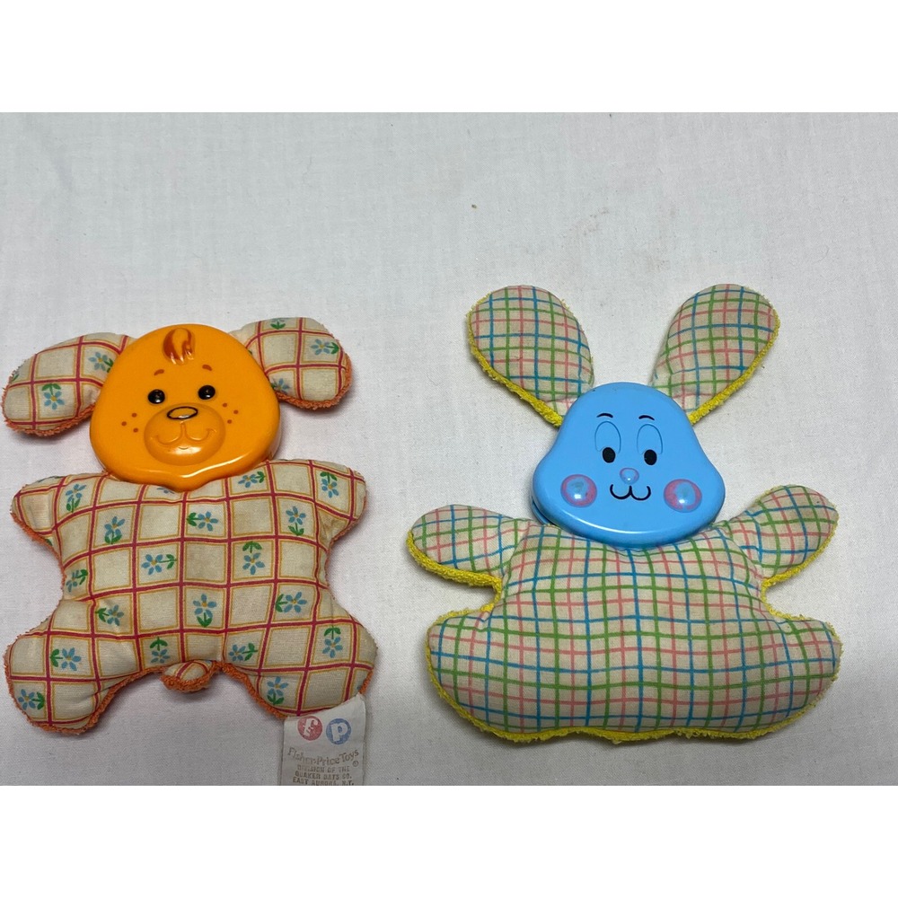 VINTAGE FISHER PRICE RABBIT DOG baby rattle Terry cloth body plastic head 653/4